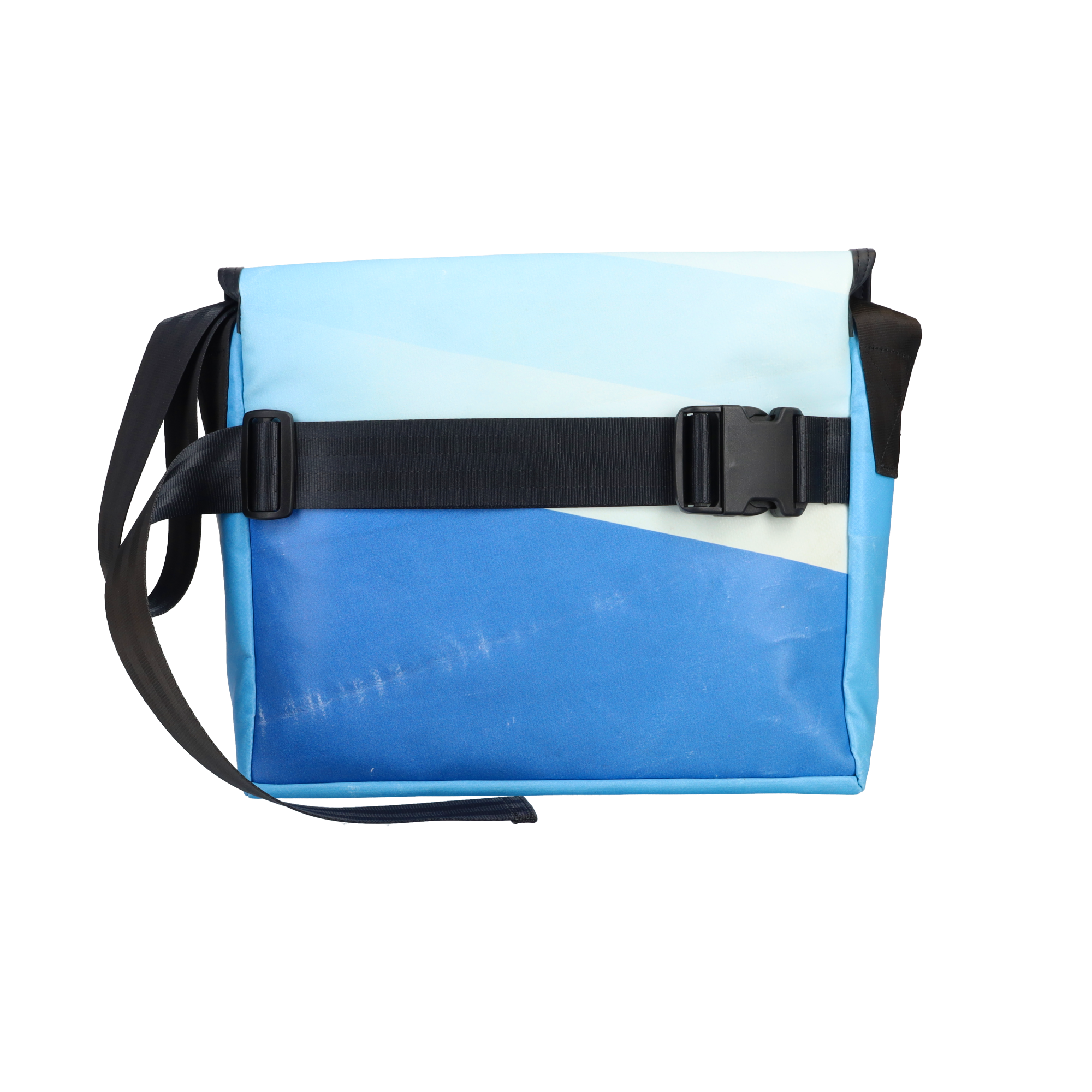 The big sports bag: F46 CLARK | FREITAG