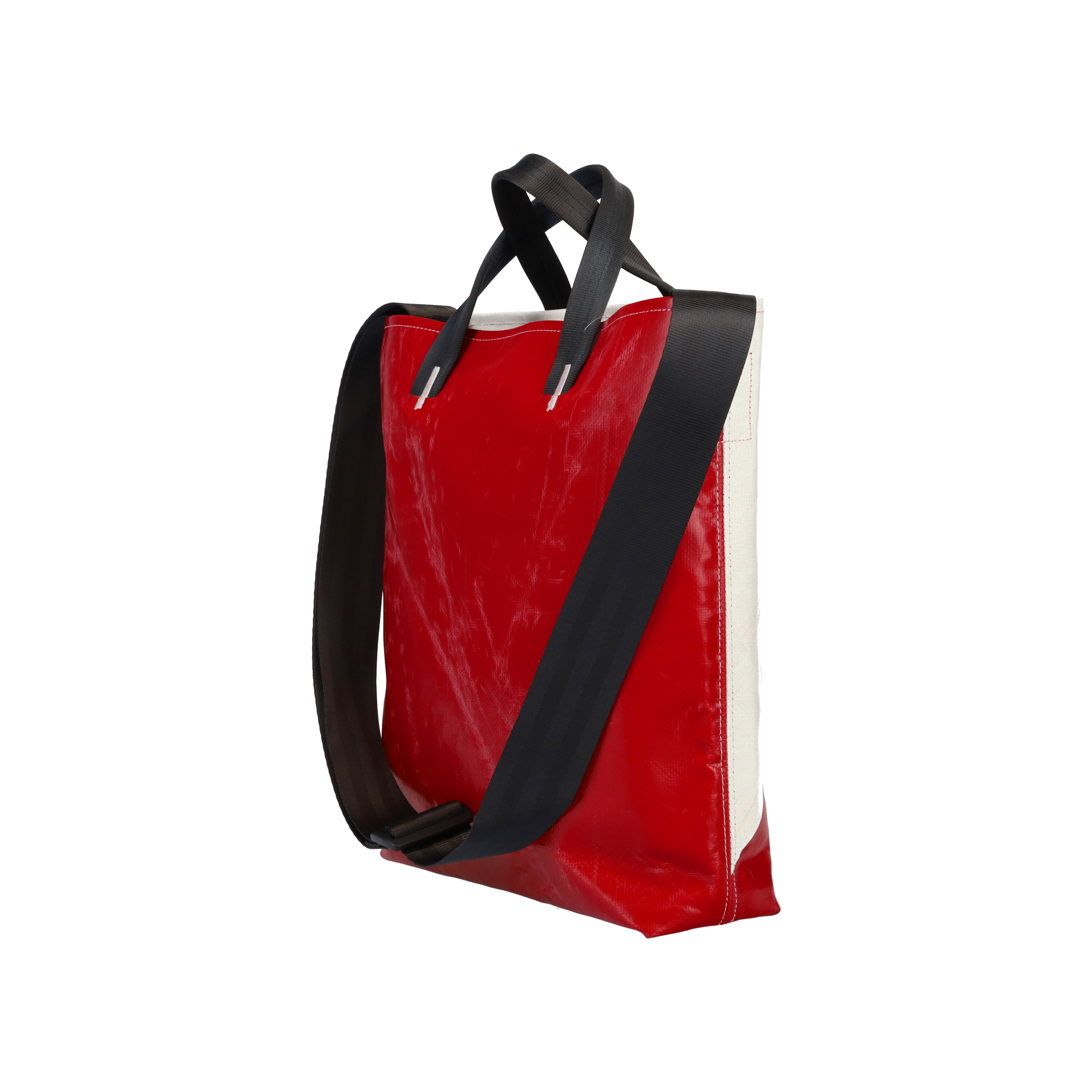 F202 LELAND | FREITAG