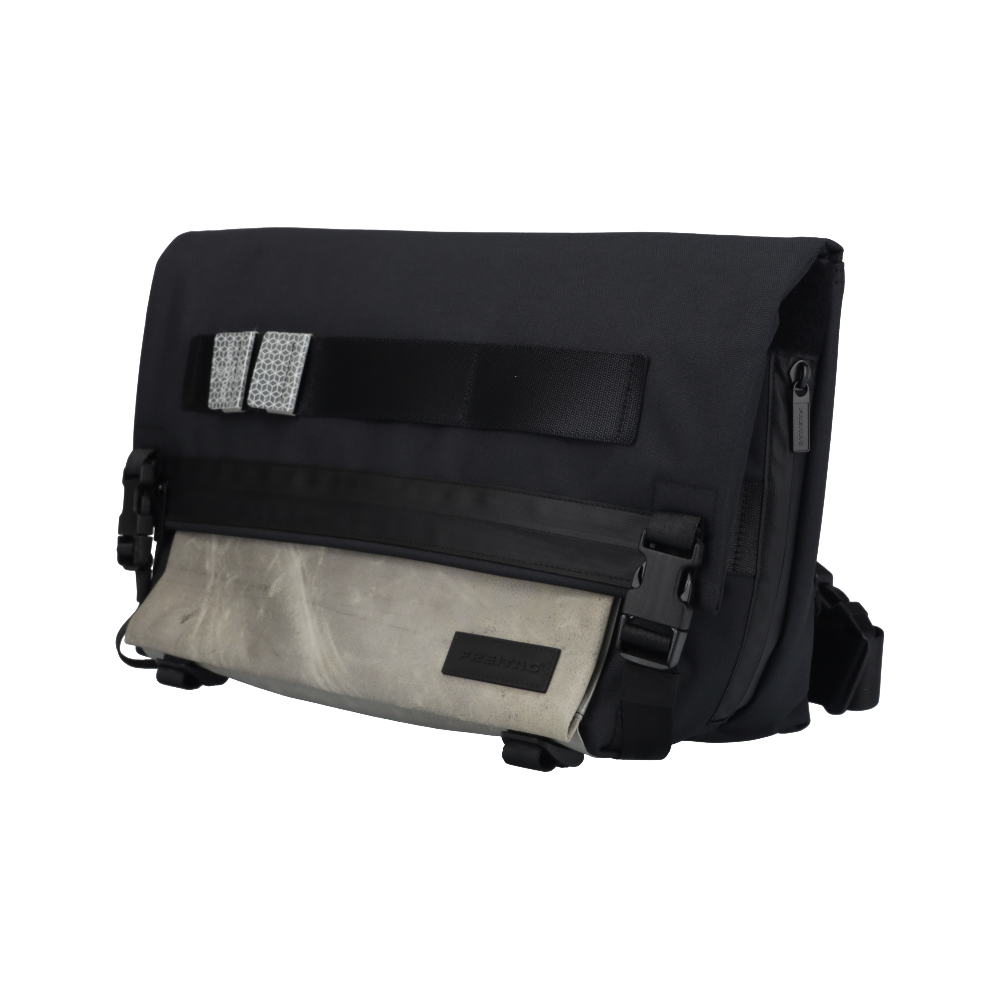 F685 HENRY | 074721 | FREITAG