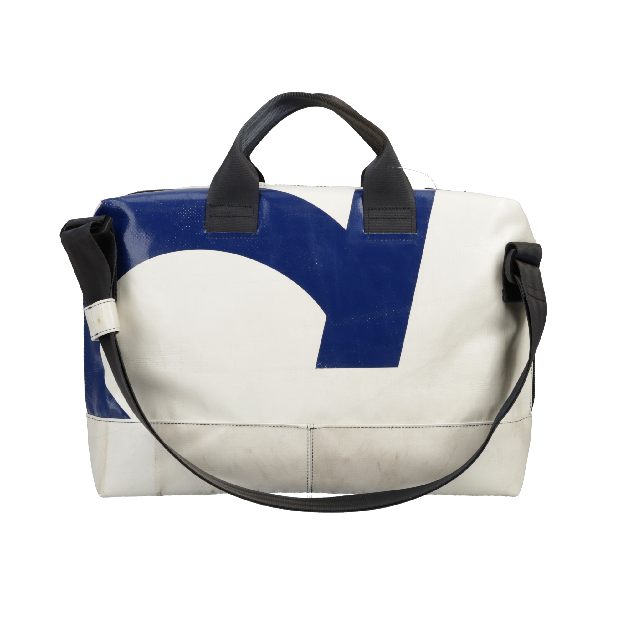 F305 ROY | 093123 | FREITAG