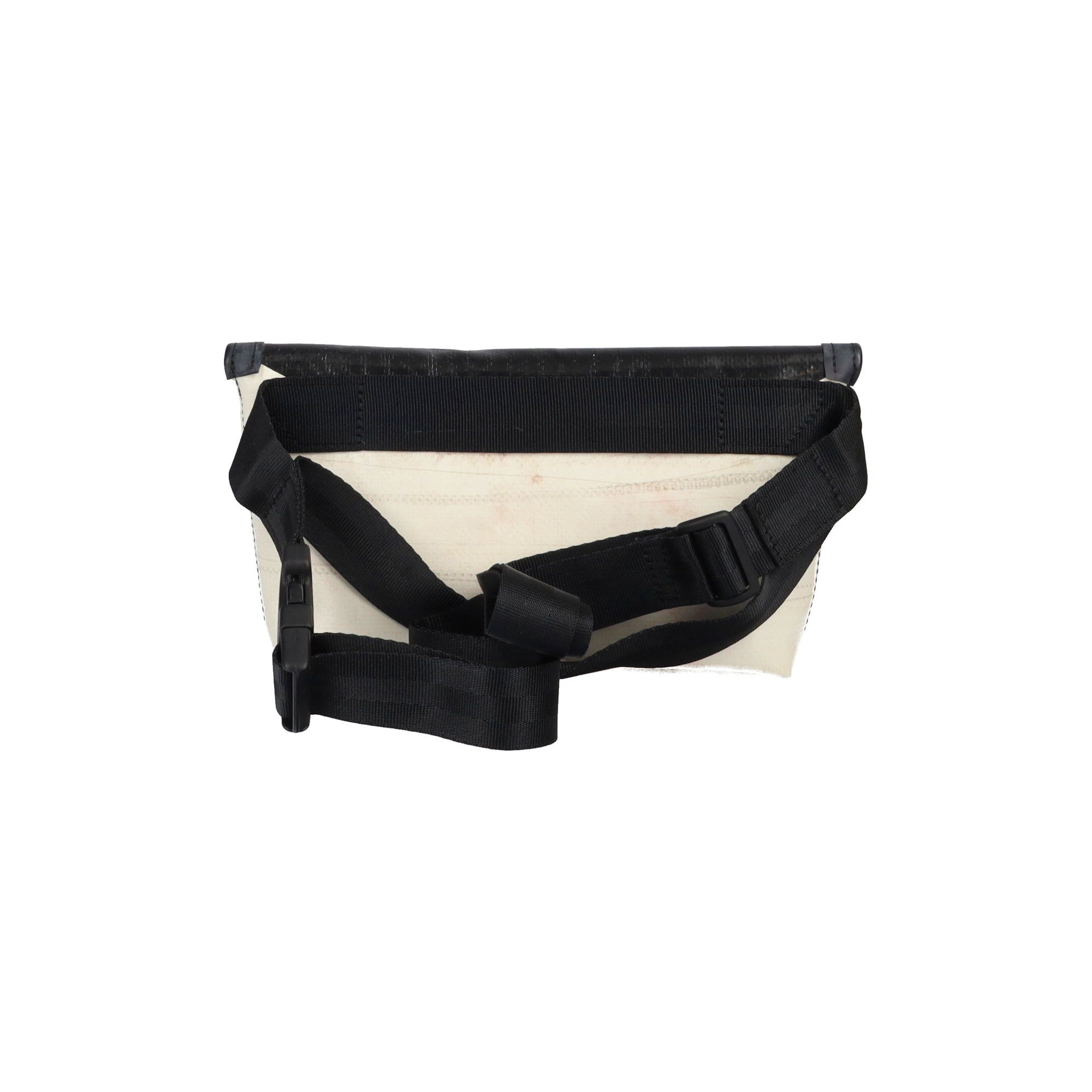 F40 JAMIE | 117950 | FREITAG
