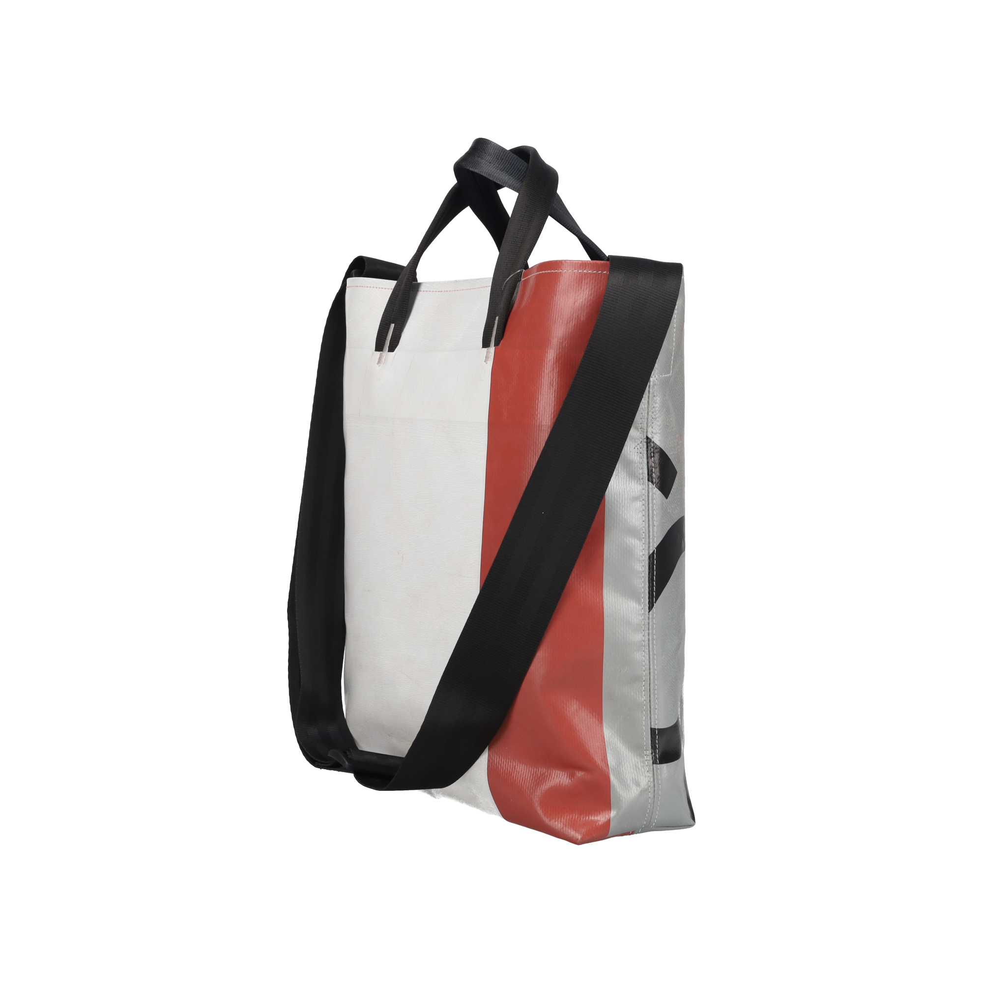 F262 JULIEN | FREITAG