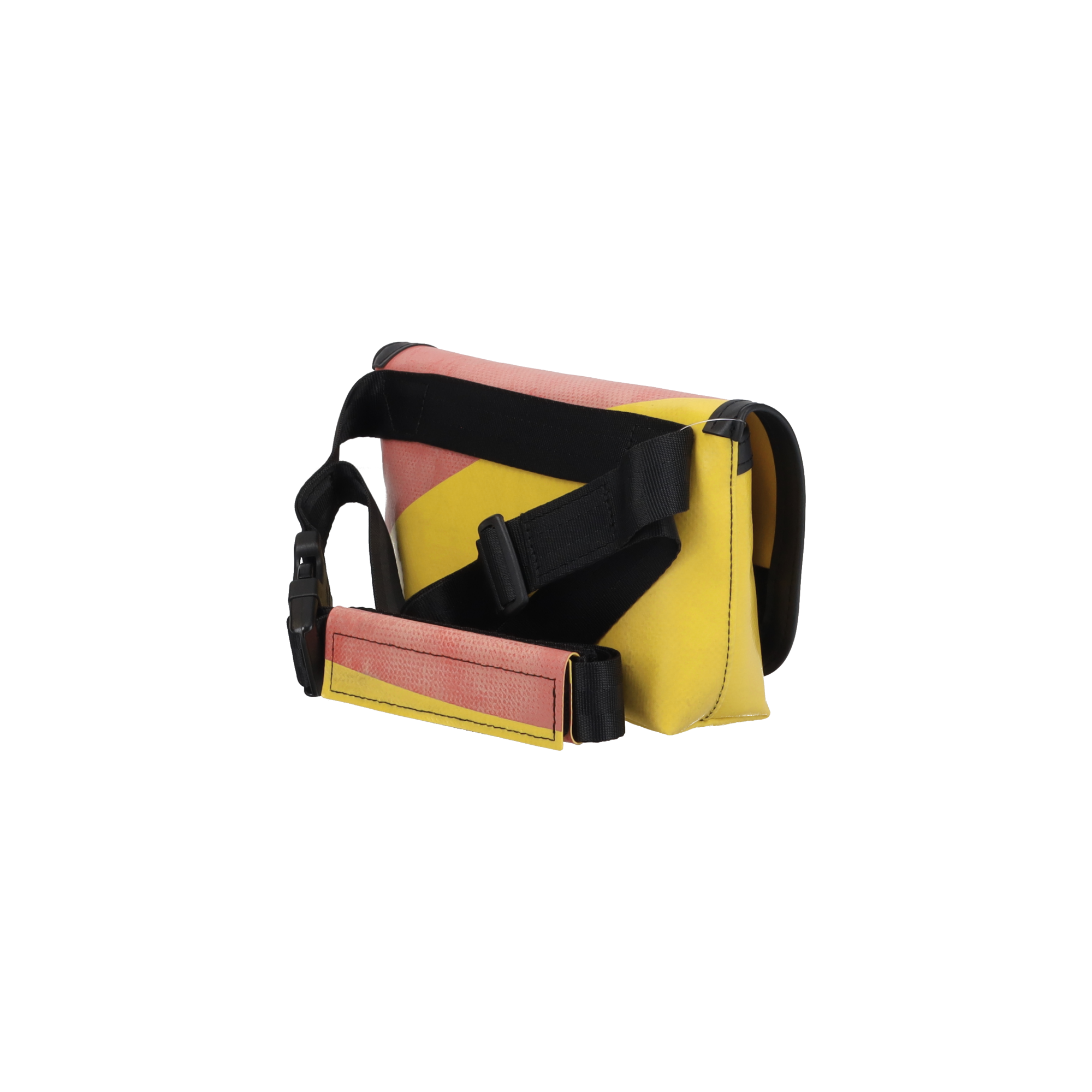 F40 JAMIE | 129350 | FREITAG