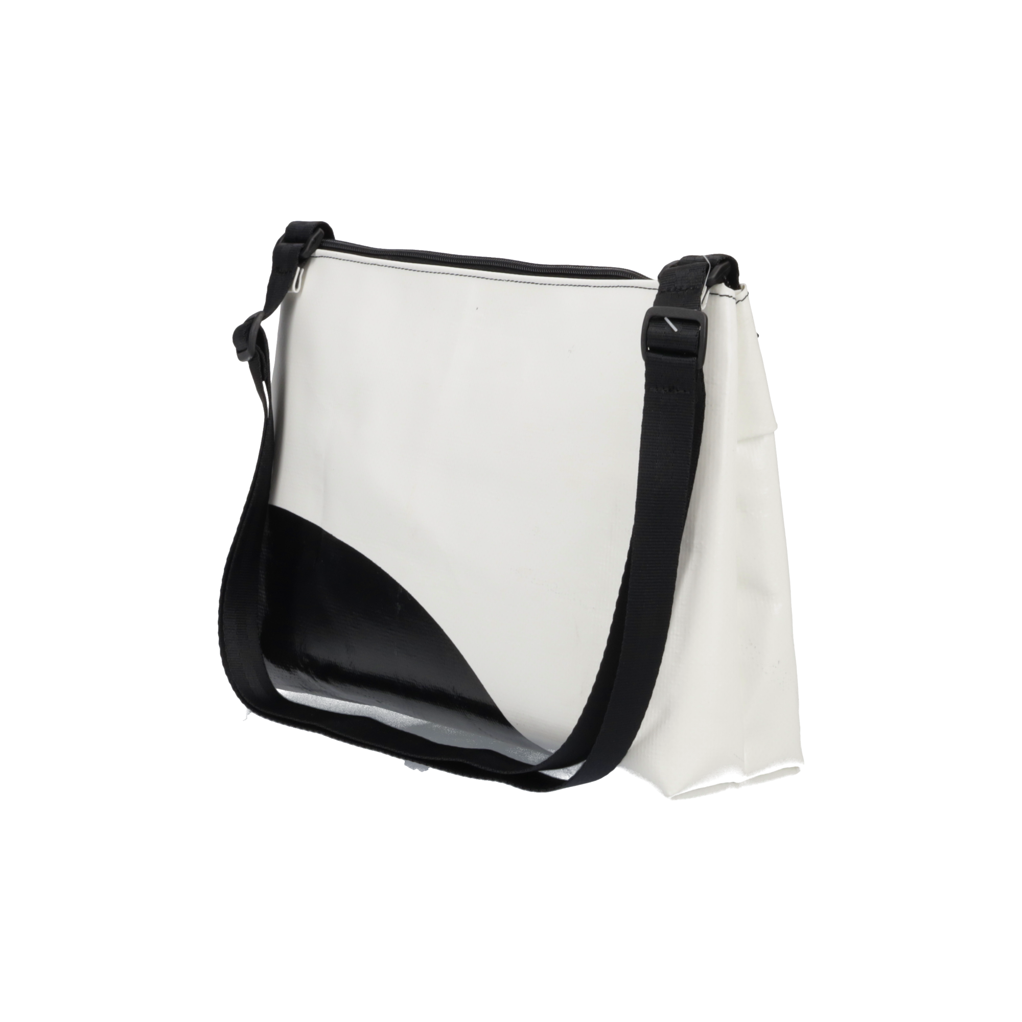 FREITAG F553 LOU ショルダーバッグ ブラック F553 LOU Compact slimline crossbody bag. Adjustable shoulder strap
