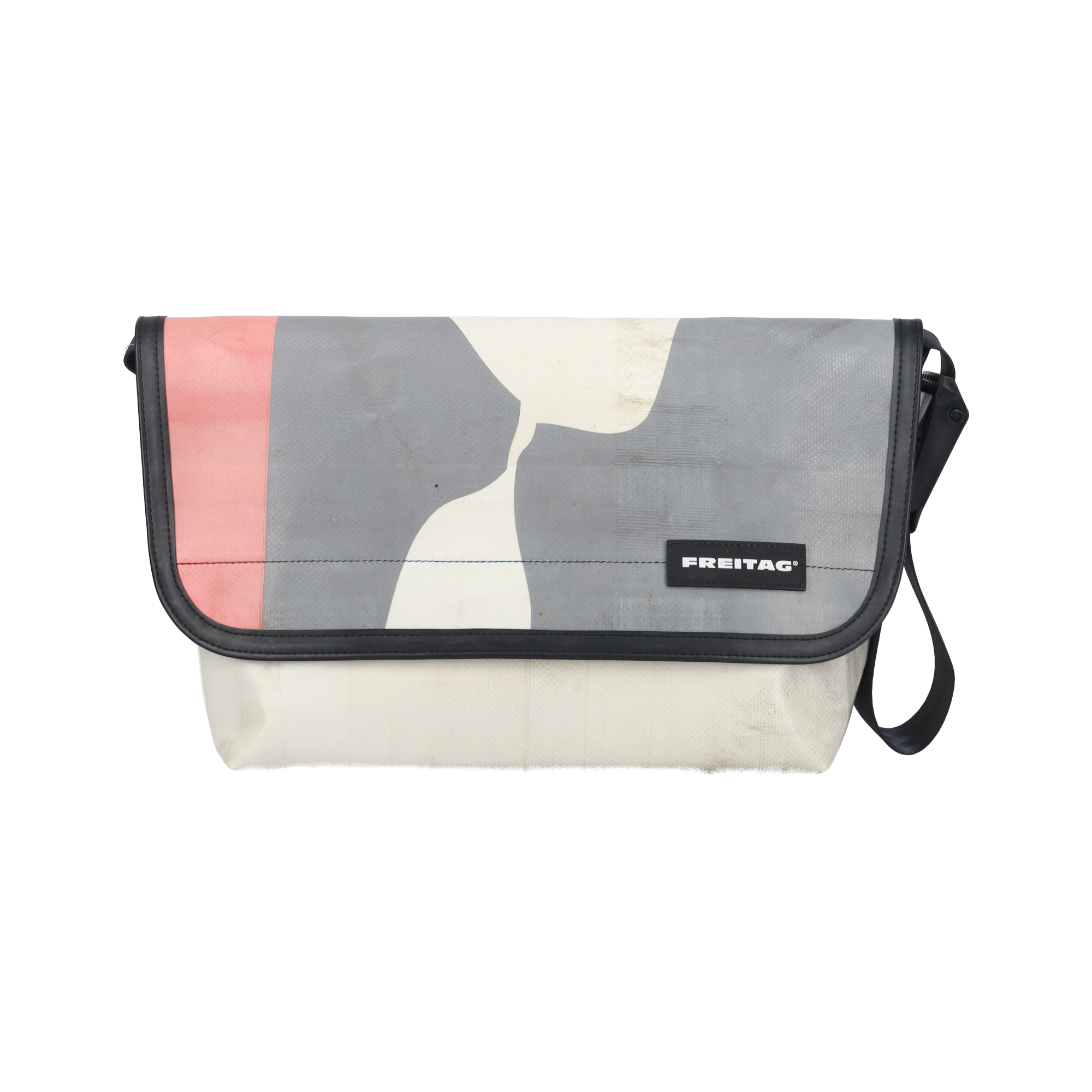 Welcome Back F42 SURFSIDE 6 | FREITAG