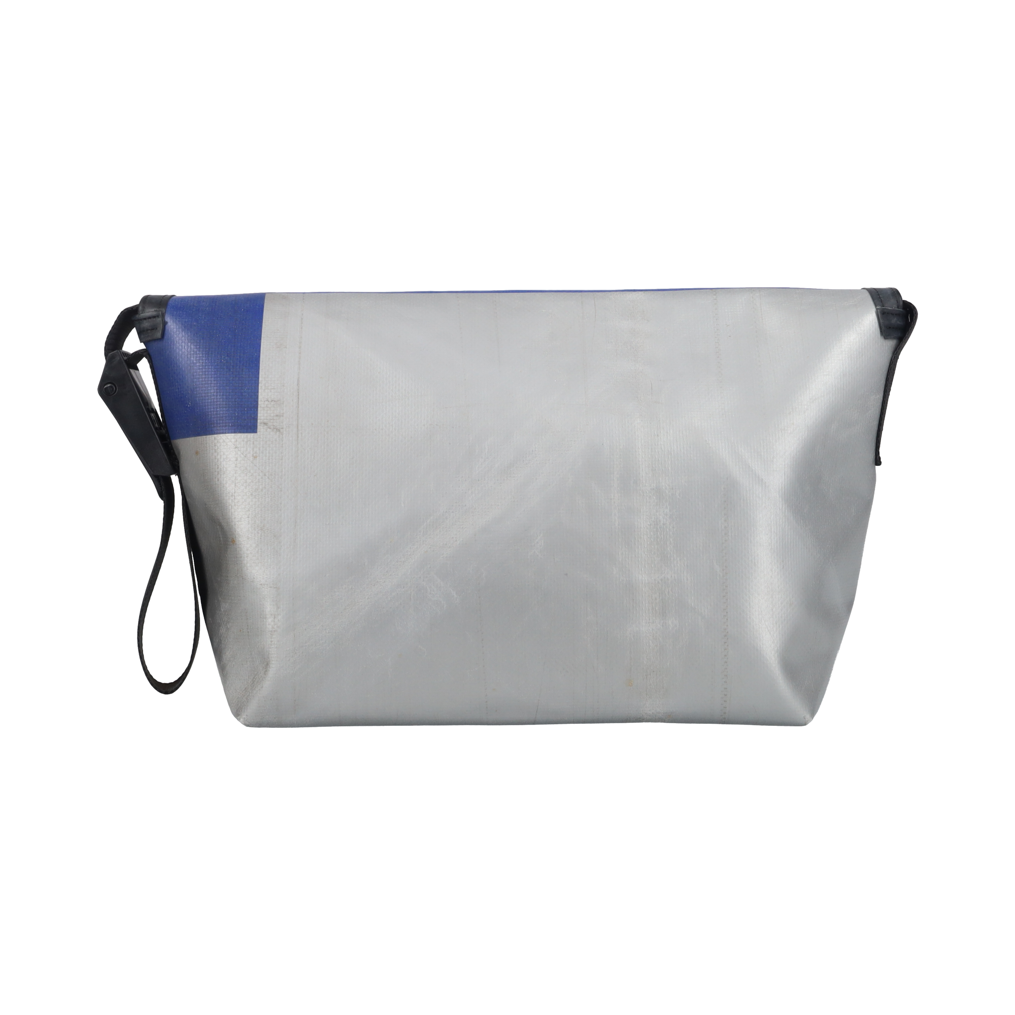 Welcome Back F42 SURFSIDE 6 | FREITAG