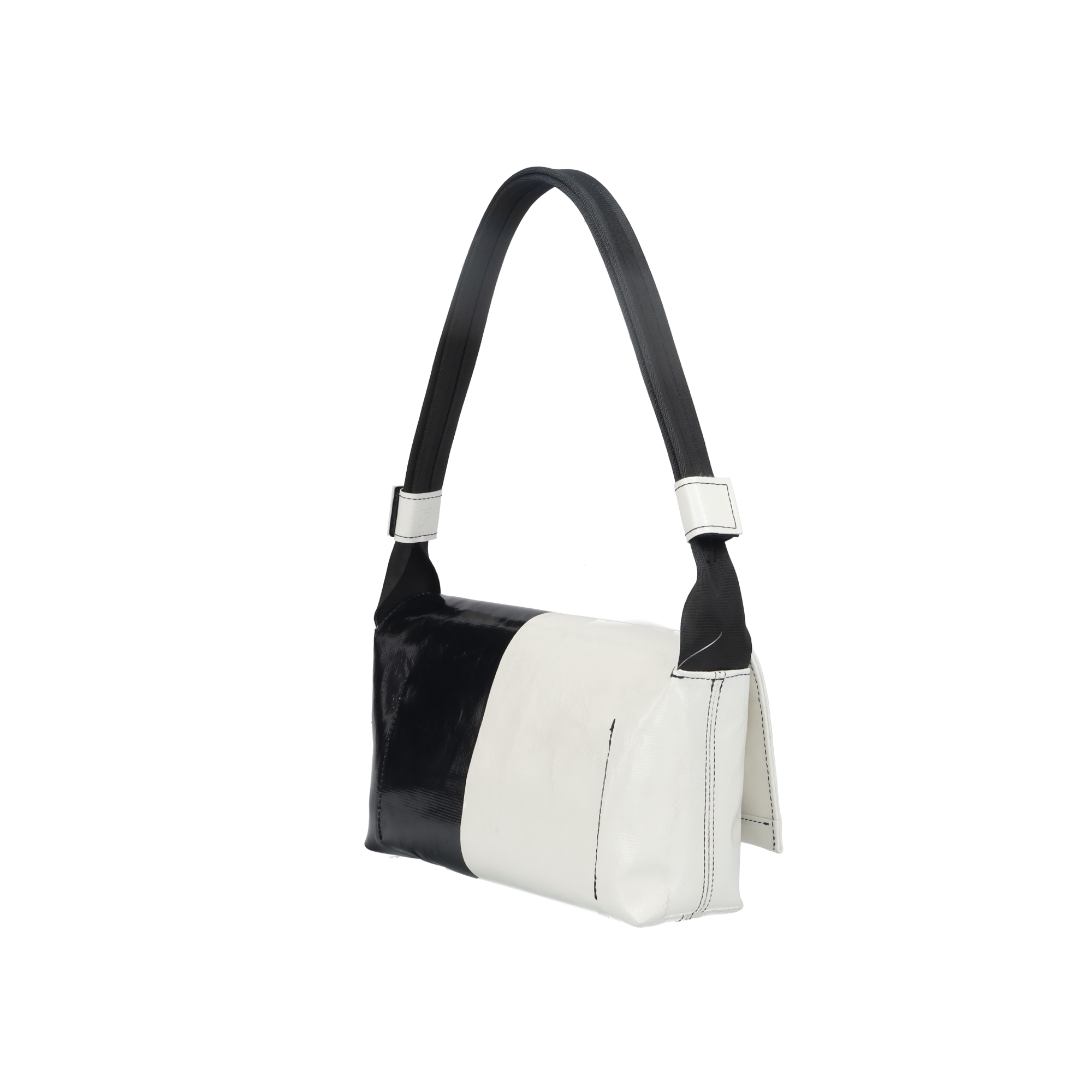 F171 LAURA | 237134 | FREITAG