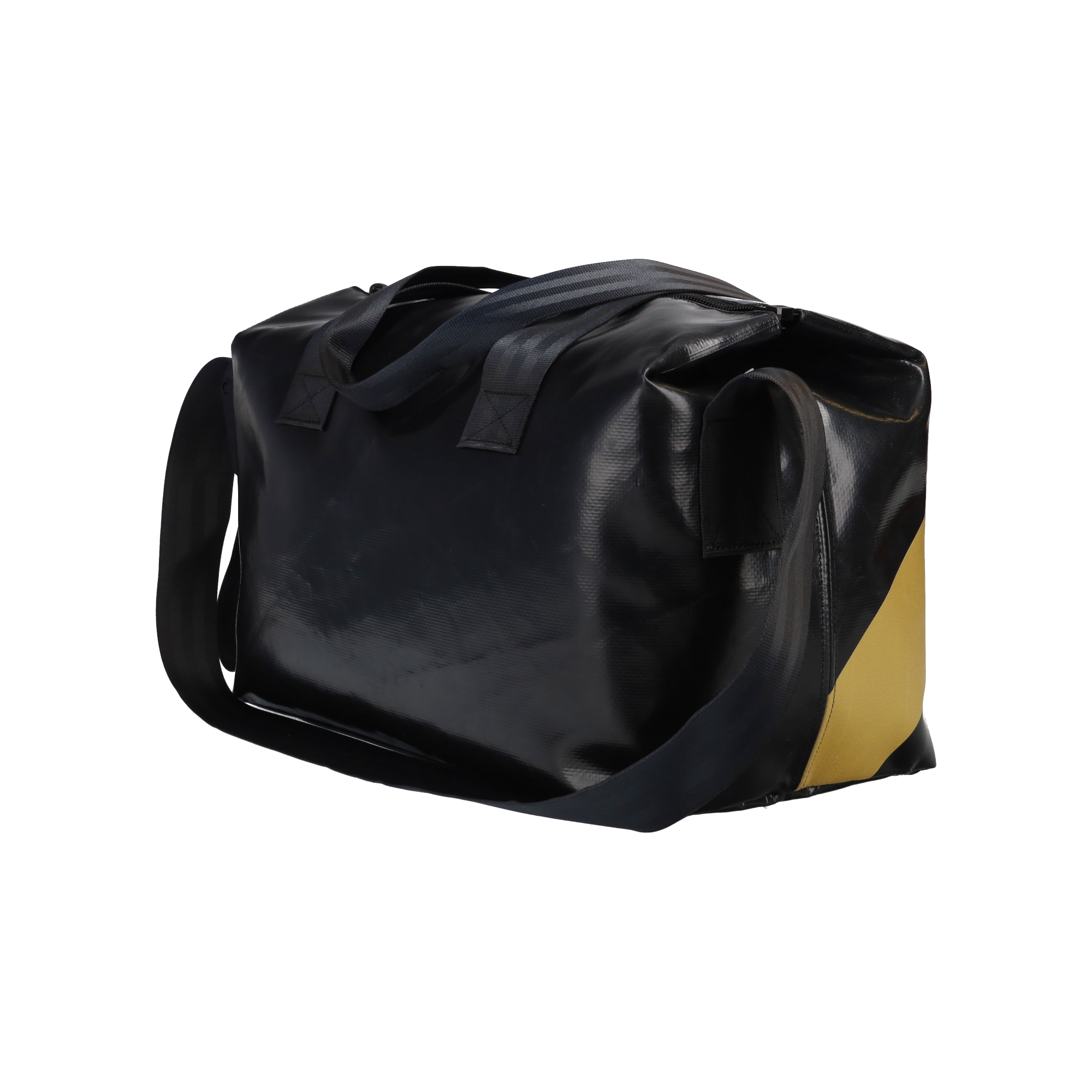 The big sports bag: F46 CLARK | FREITAG