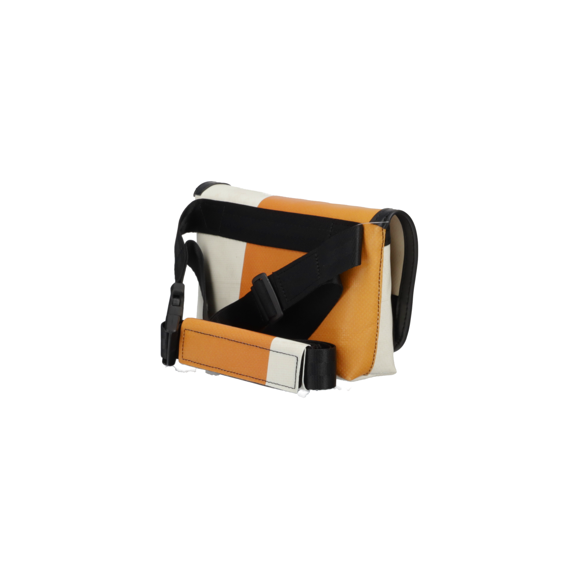 F40 JAMIE | 267676 | FREITAG