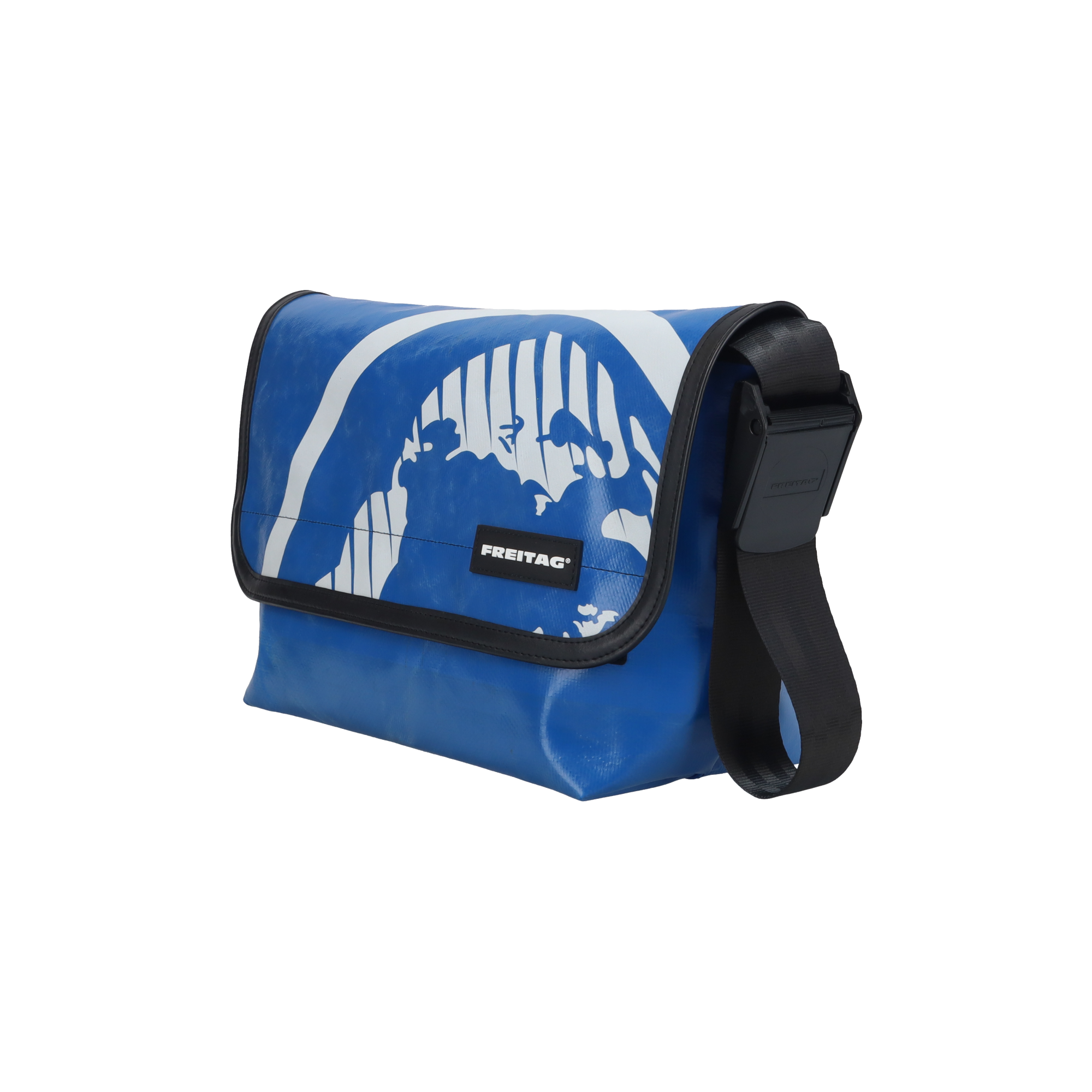 Welcome Back F42 SURFSIDE 6 | FREITAG