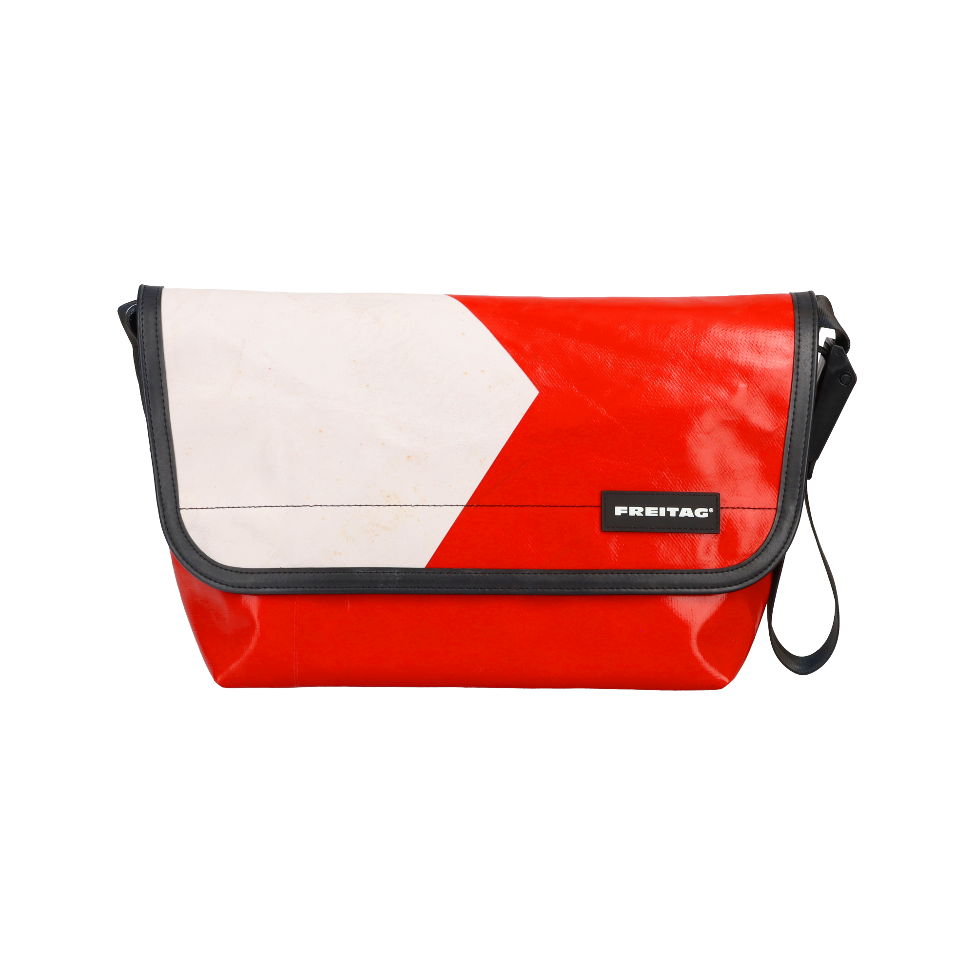 Welcome Back F42 SURFSIDE 6 | FREITAG