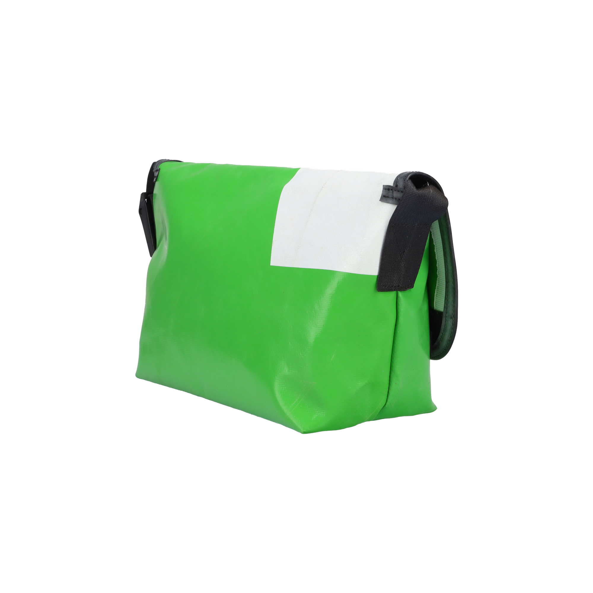 Welcome Back F42 SURFSIDE 6 | FREITAG