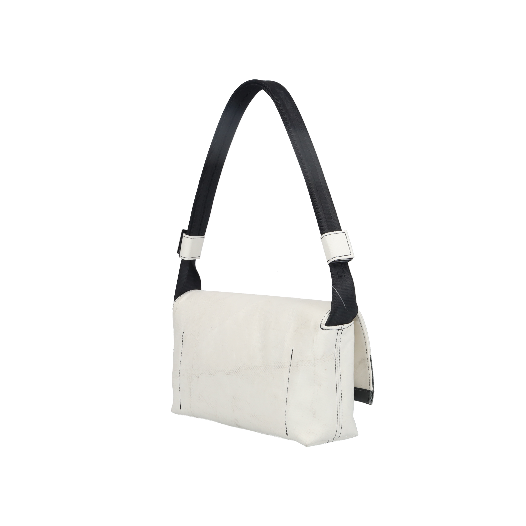 F171 LAURA | 313846 | FREITAG