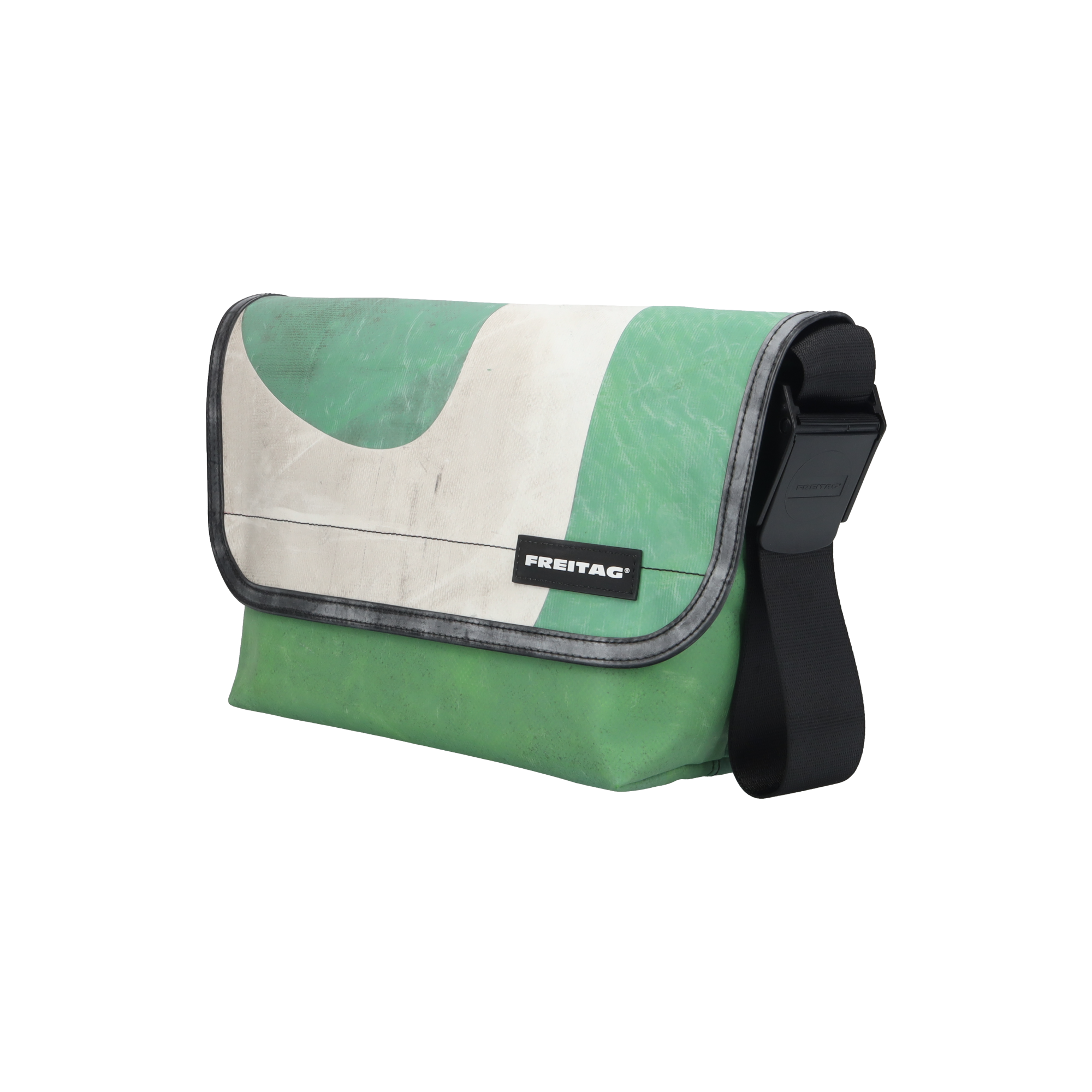 Welcome Back F42 SURFSIDE 6 | FREITAG